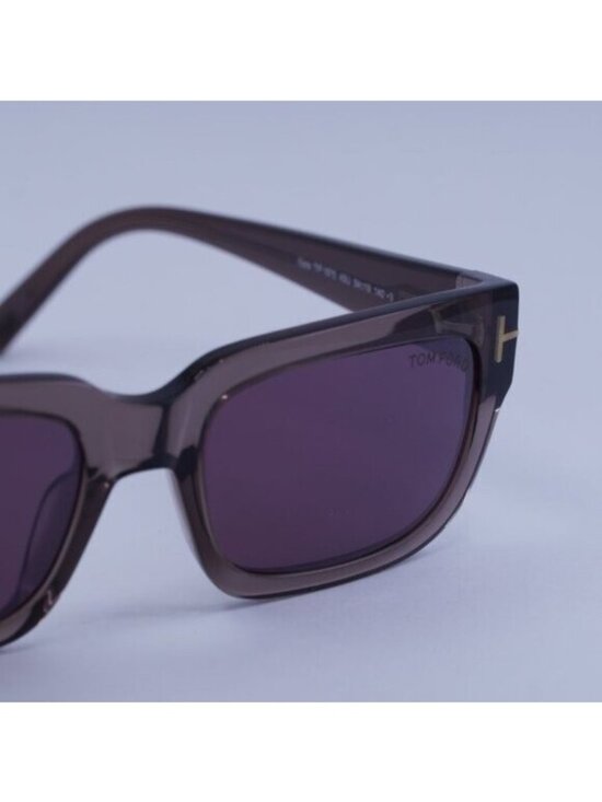 Tom Ford FT1075 45U Ezra Sunglasses Brown Rectangle Frame, Bordeaux Lenses main image 6
